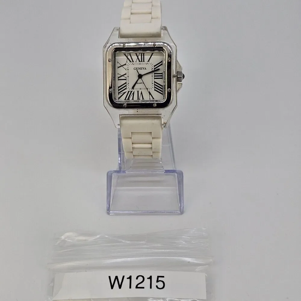 35MM Women's Square Watch White‎ Dial White Plastic Bands New Battery